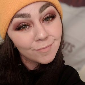 Meet your Posher, Courtney